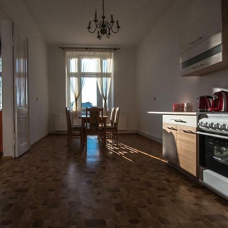Przestronny Apartament Apartment กาลิช ภายนอก รูปภาพ