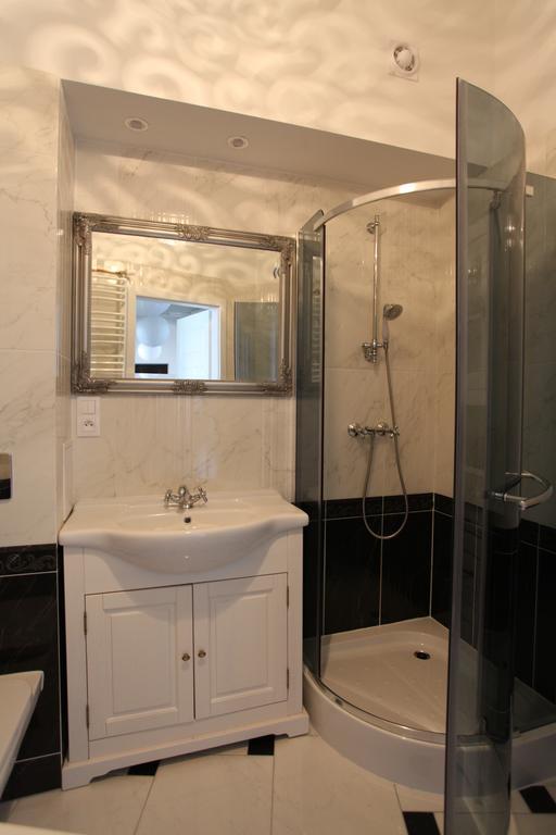 Przestronny Apartament Apartment กาลิช ภายนอก รูปภาพ