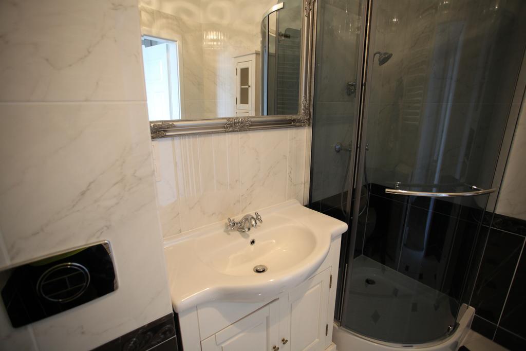 Przestronny Apartament Apartment กาลิช ภายนอก รูปภาพ