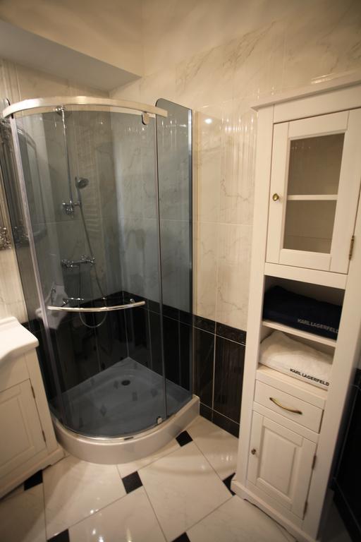 Przestronny Apartament Apartment กาลิช ภายนอก รูปภาพ