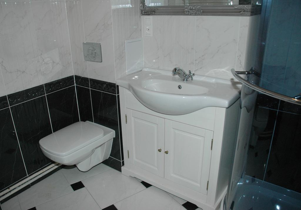Przestronny Apartament Apartment กาลิช ภายนอก รูปภาพ
