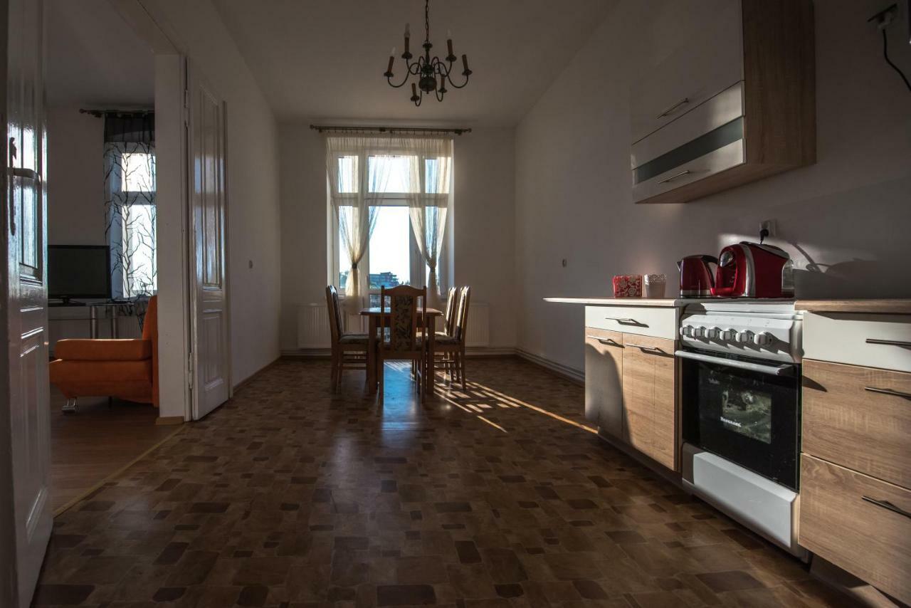 Przestronny Apartament Apartment กาลิช ภายนอก รูปภาพ